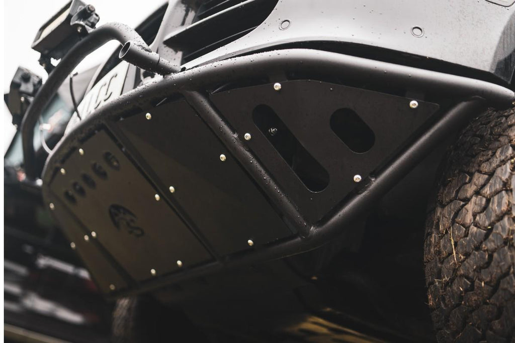 Porsche Cayenne 955 Darkside Overland Frontfanger