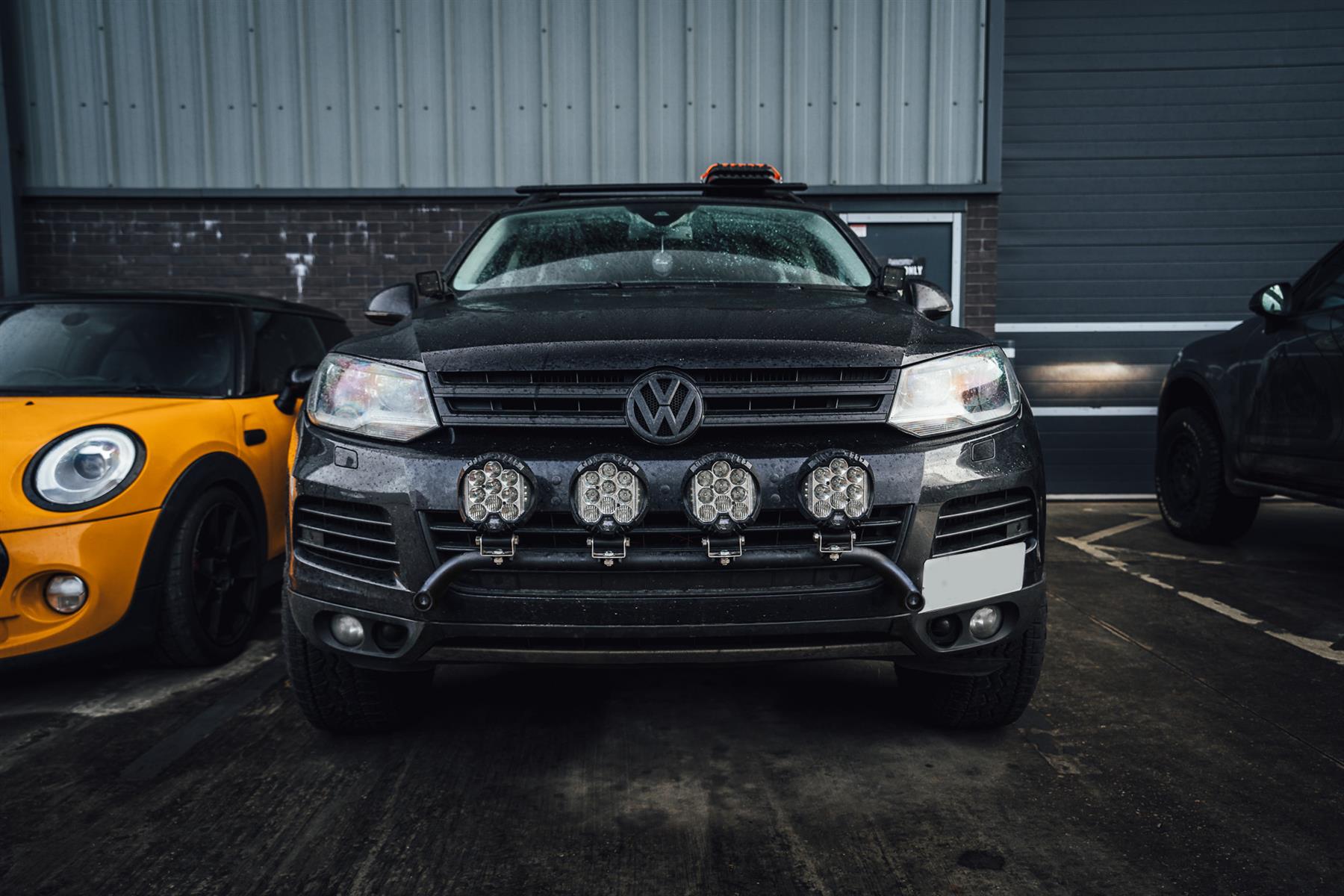 Darkside Overland Hevet "Bolt-on" Lyktebøyle – Touareg & Cayenne